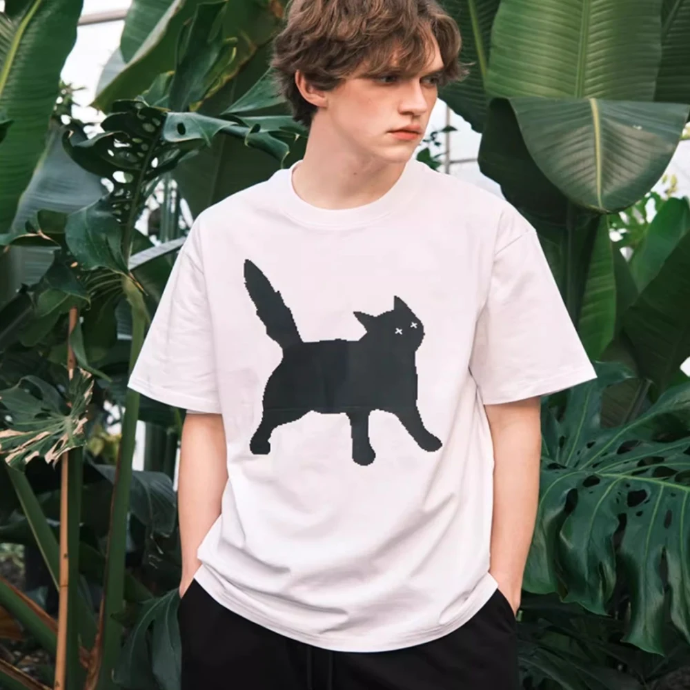 Camiseta de algodão com estampa pixelizada do Scratch Cat. Manga curta, confortável e estilosa, perfeita para o dia a dia. Mostre seu lado criativo! — foto 12