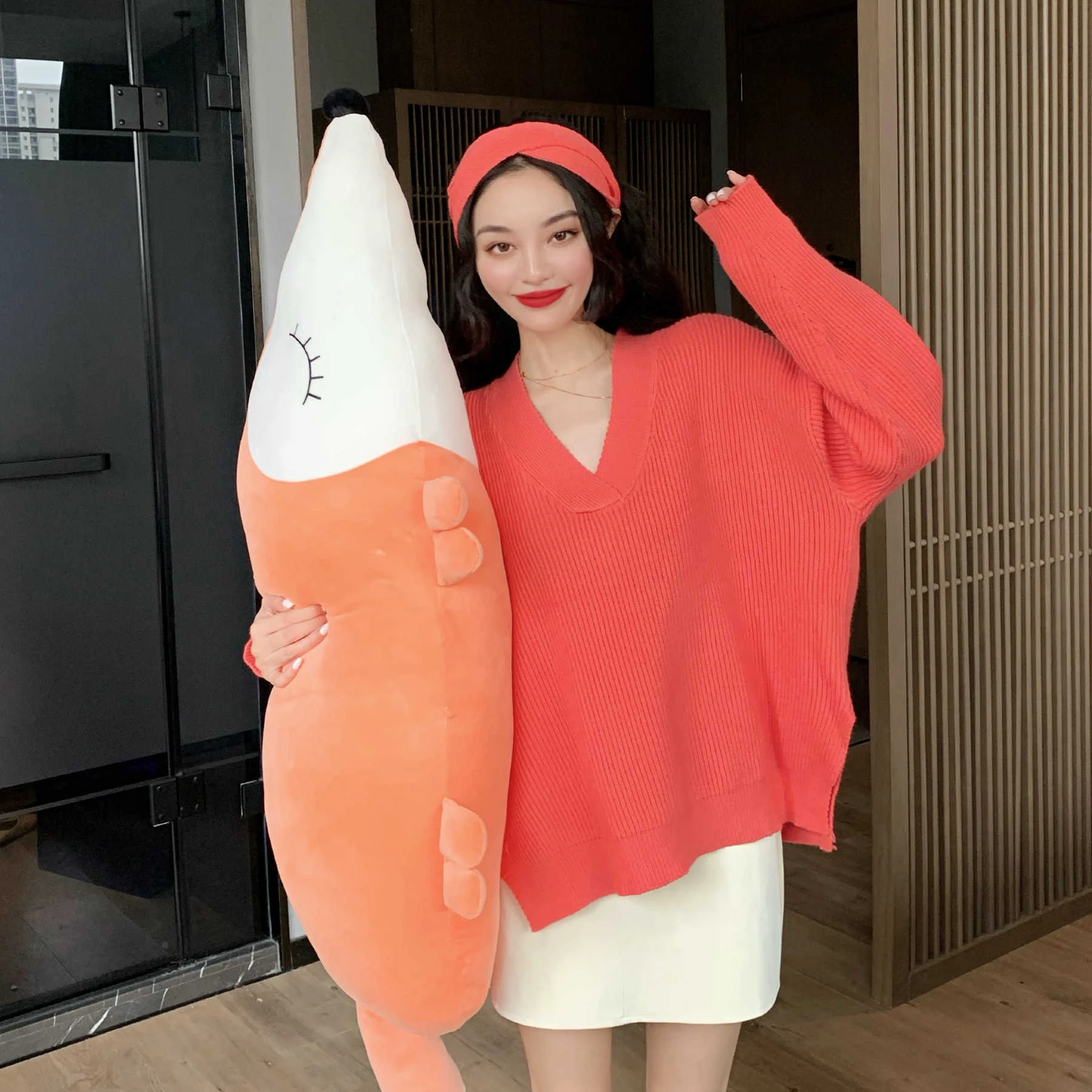 Title 1, Snuggle up! Large fox plush toy, incredibly sof...