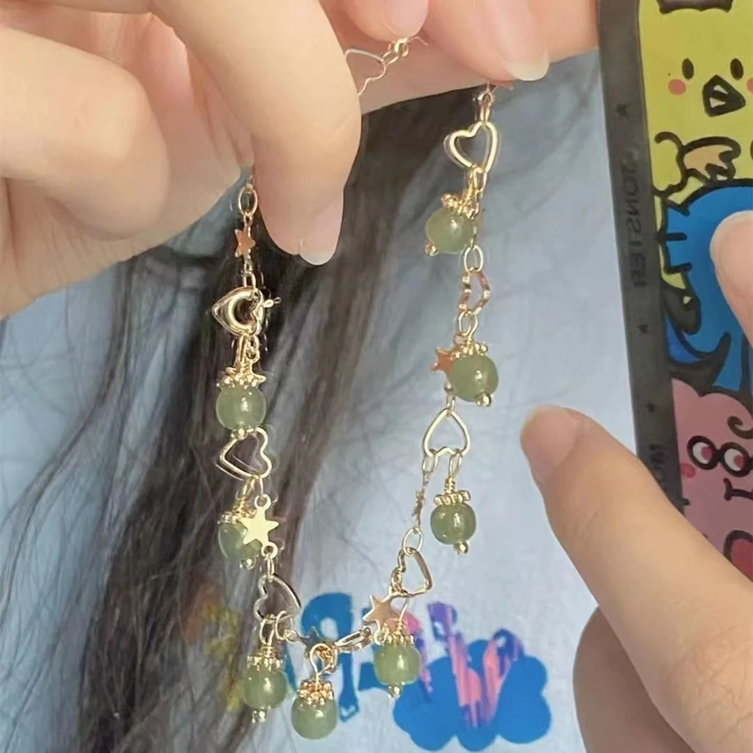 Pulseira geométrica simples e elegante para mulheres Adicione um toque sofisticado e moderno ao seu visual com este acessório essencial. — foto 4