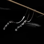 Brincos femininos em prata esterlina com design de borla, um acessório elegante e charmoso para adicionar movimento e estilo a qualquer look. — foto 1