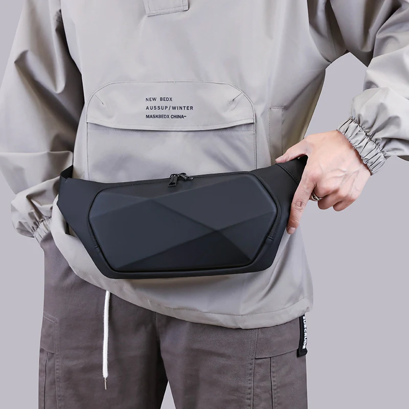 Title 8, Bolsa rígida de poliédro personalizada para hom...