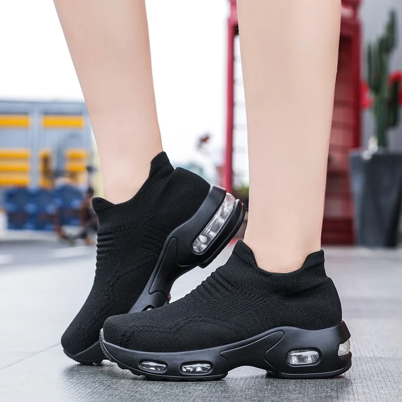 Sapatos Esportivos Coreanos de Moda com Air Cushion, novo estilo. Conforto superior, design elegante e ideal para prática esportiva com estilo. — foto 3