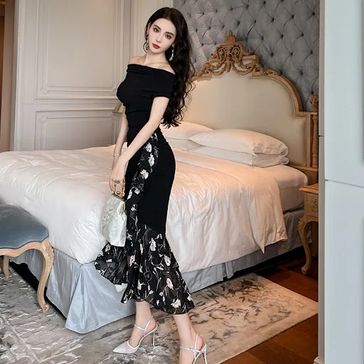 Title 6, Off-neck Tight Waist Irregular Pattern Print Fi...