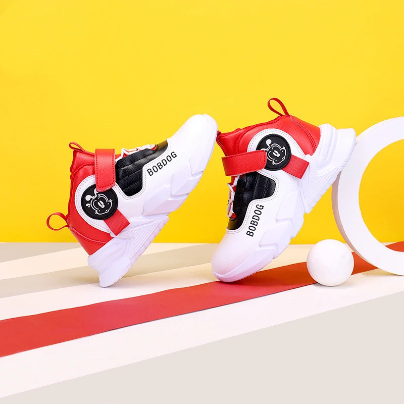 Scarpe casual alla moda per bambini, comode e stilose. Scopri la nostra collezione di calzature perfette per il tuo bambino, per ogni occasione. — foto 4