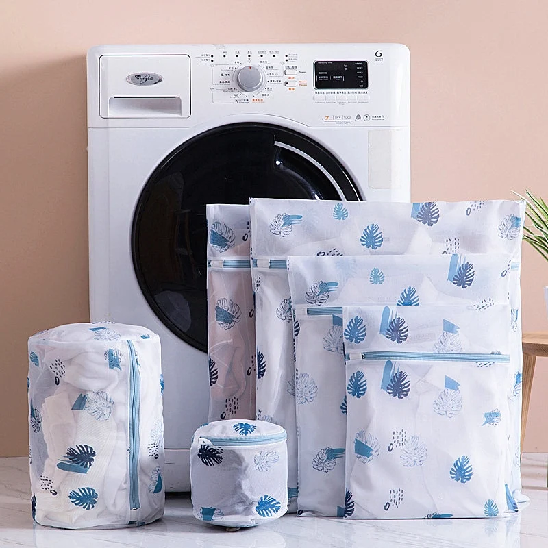 Printed Polyester Mesh Laundry Bag Protects delicate clothing during washing and drying. Ideal for washing machines and — photo 1