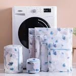 Printed Polyester Mesh Laundry Bag Protects delicate clothing during washing and drying. Ideal for washing machines and — photo 1