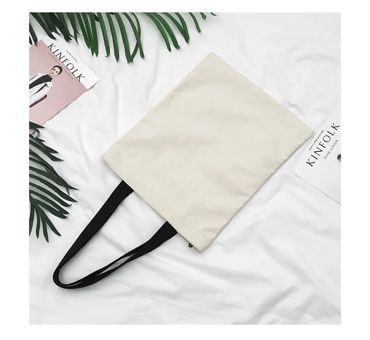 Fashionable Artistic Canvas Women's Bag, designed for everyday use. Stylish and versatile, perfect for carrying your ess — photo 17