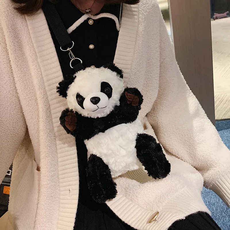 Bolso de hombro de panda de peluche adorable, estilo de dibujos animados, perfecto para llevar tus esenciales con un toque de diversión y ternura. — foto 7