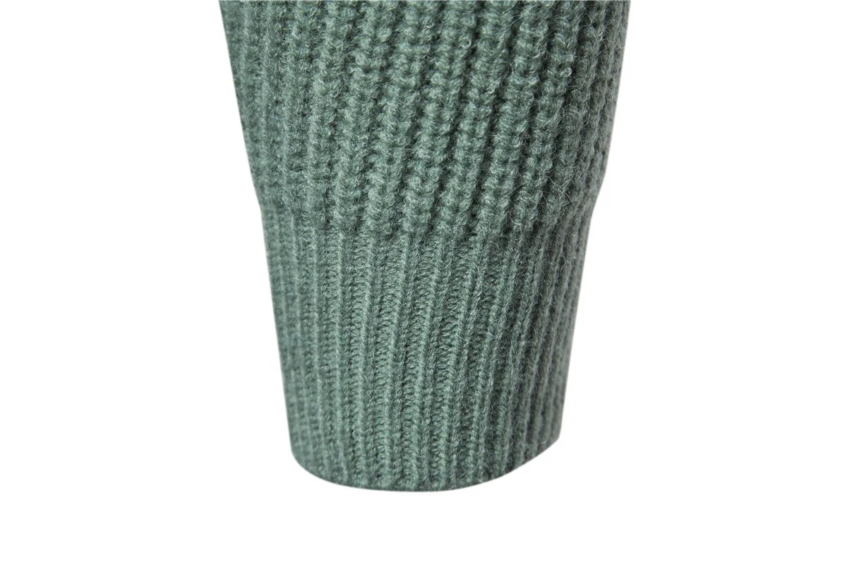 Men's knitted color block turtleneck sweater, perfect for warmth and style this winter. A comfortable and fashionable es — photo 7
