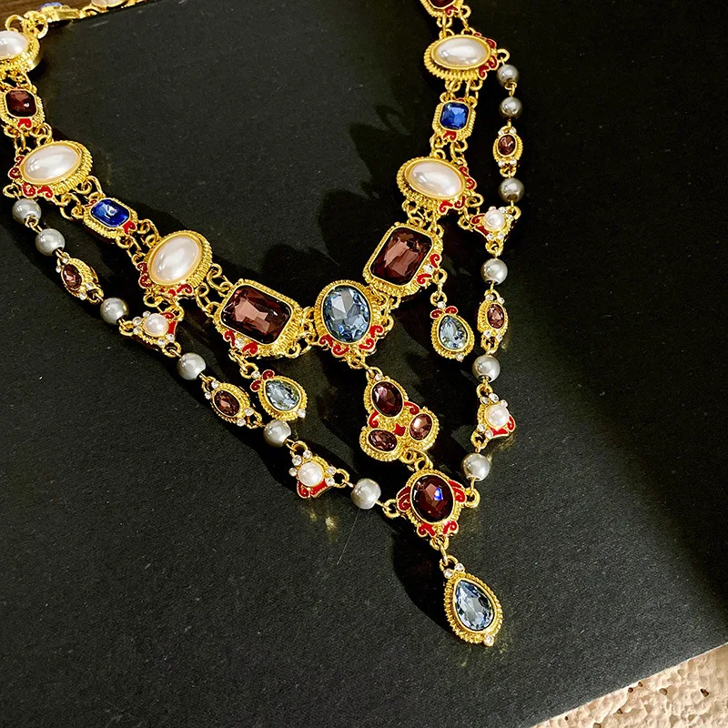 Colar gargantilha com pingente de borla, pérolas, cristal e diamantes brilhantes, estilo vintage, corrente de clavícula para realçar o pescoço. — foto 10