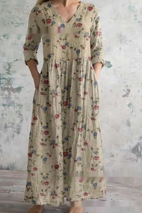 Women's Loose And Fashionable V-neck Printed Dress — photo 9