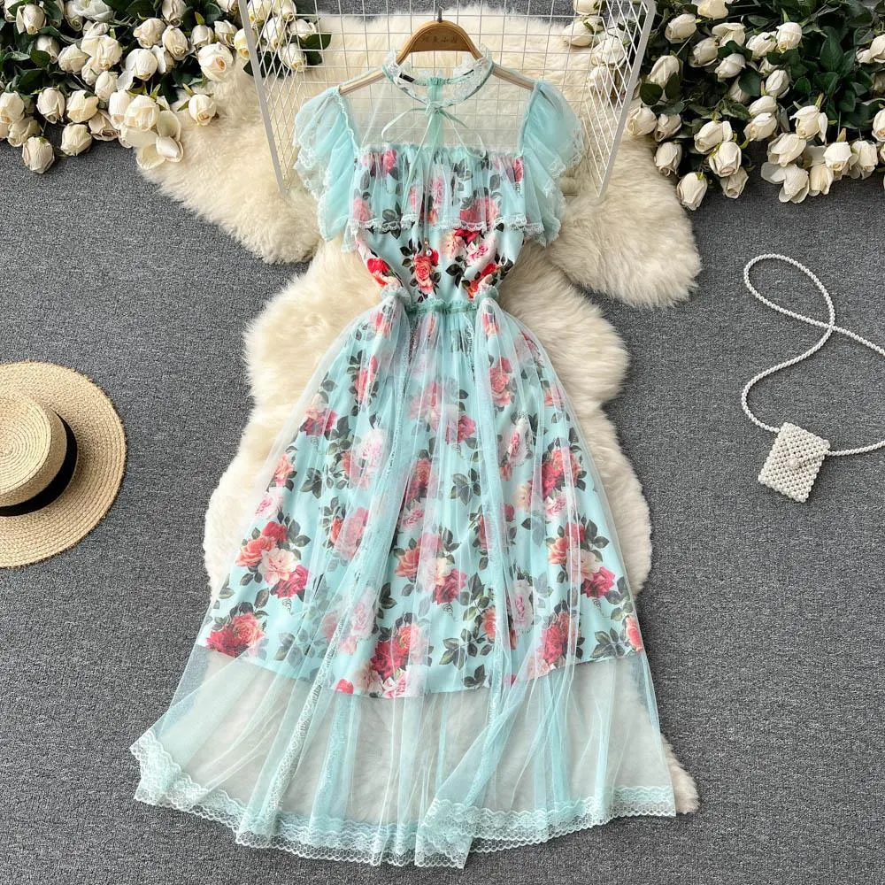 Vestido floral francés First Love con mangas voladoras, ideal para un look romántico y femenino. Perfecto para cualquier ocasión especial. — foto 8