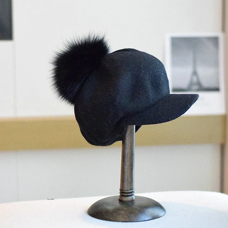 Soft Knitted Wool Ball Beret Retro Korean Type Hat, a warm and stylish women's winter hat perfect for autumn and winter — photo 2