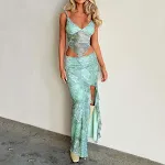 Vestido Longo Irregular Feminino com Estampa, Alças Sexy e Design de Umbigo à mostra. Perfeito para a moda e elegância. — foto 11