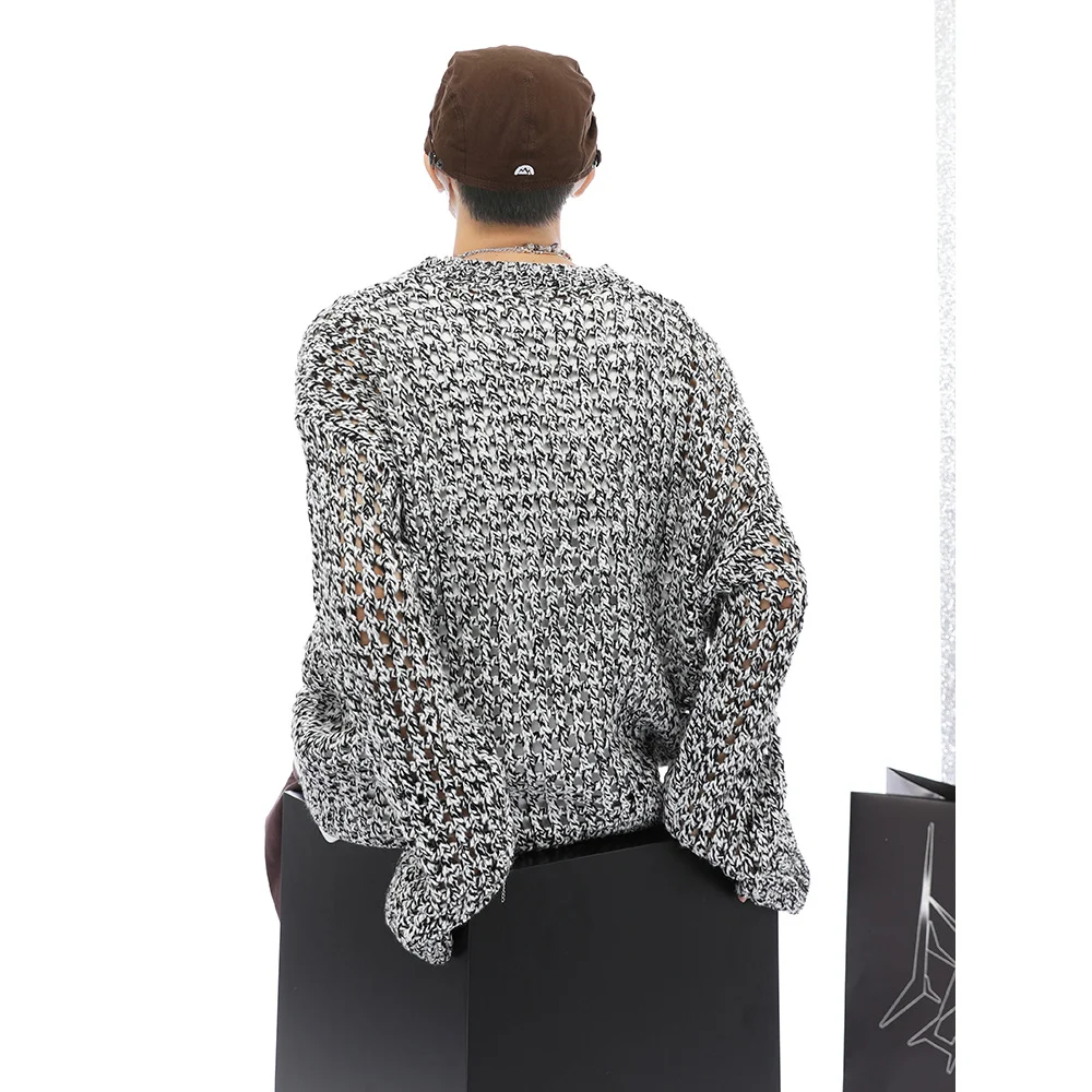 American Show Mixed Color Design Hollow Long Sleeve Sweater. A stylish and comfortable sweater for a casual, yet fashion — photo 6