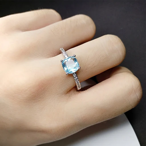 Title 5, Anel com diamante moissanite, safira e quatro g...