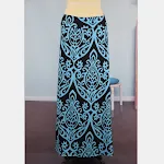 Exotic print skirt with a big swing. This flowing skirt offers comfort and style, perfect for a standout, unique and fas — photo 7