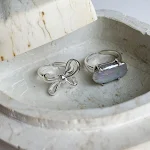 Anel de Laço com Linhas Simples de Prata S925 Feminino Design elegante Joia delicada para mulheres Uso diário Charme sutil e sofisticado — foto 9
