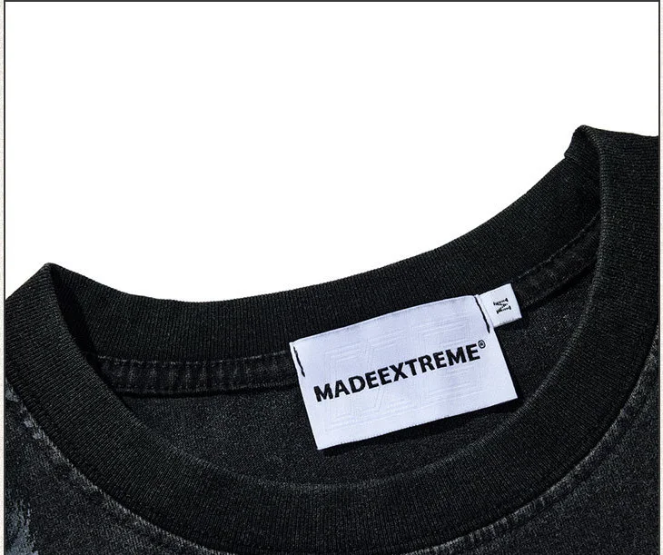 Camiseta Street Niche com efeito de escovação manual, lavada e desgastada. Conforto, estilo urbano autêntico, ideal para um visual casual e moderno. — foto 6