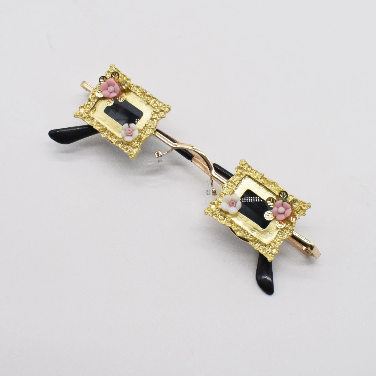 Title 2, Personalized Emerald Diamond-studded Glasses