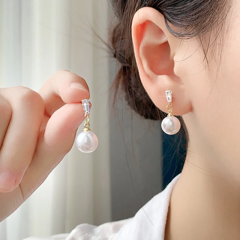 Brincos de pérola vintage estilo francês elegante Moda simples Perfeitos para um visual sofisticado e atemporal. — foto 1