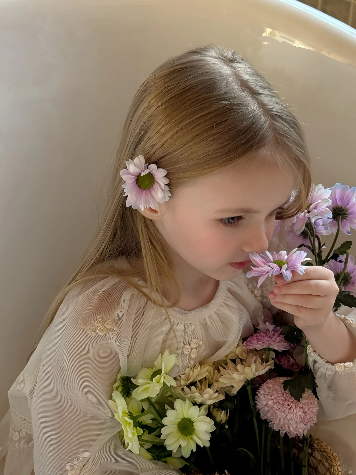 Mädchen Mode Garn Rock Anzug Stilvolles Set für kleine Damen. Perfekt für Schule, Party oder Alltag. Weich, bequem und trendig. Ideal für Frühling und Sommer. — foto 4