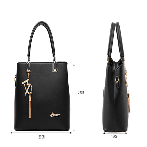 Shoulder Messenger Bag Your Ideal Everyday Companion. Combining Style, Comfort, and Functionality with Spacious Compartm — photo 1