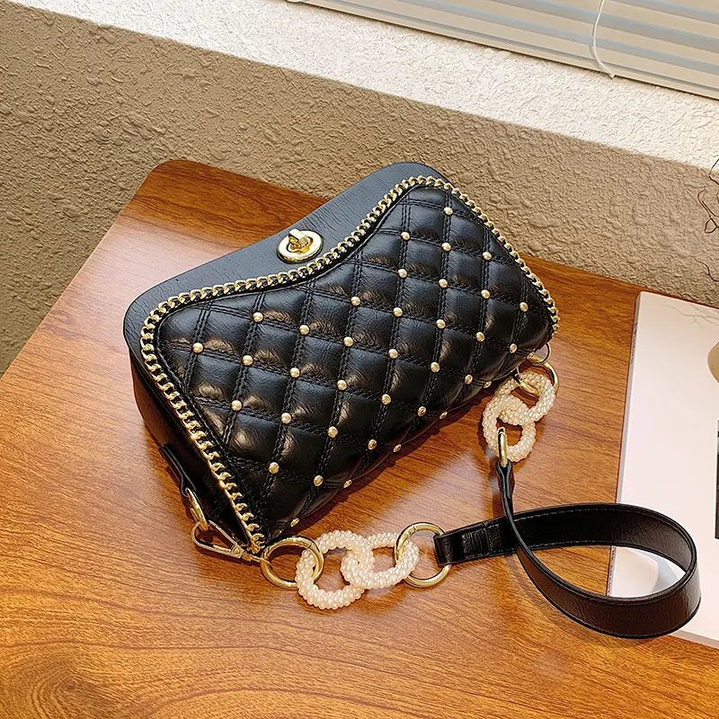 Title 7, Fashionable Messenger Single Shoulder Underarm ...