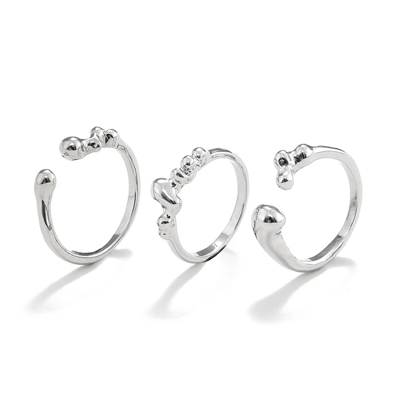 Anel feminino de metal irregular com personalidade, um acessório marcante que adiciona estilo e originalidade ao seu visual, expressando sua individualidade. — foto 4