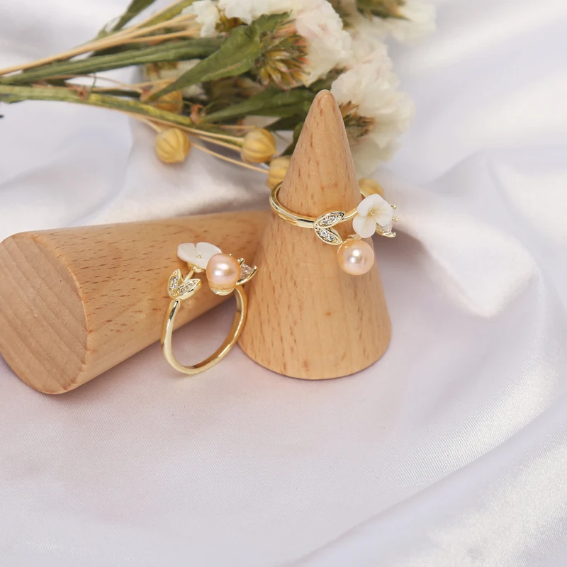 Anel original coreano de madrepérola. Adicione um toque de elegância com este anel deslumbrante. Perfeito para qualquer ocasião, um acessório atemporal. — foto 3