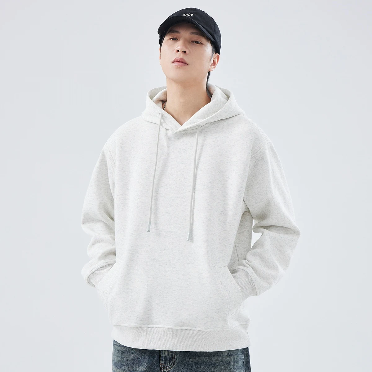 Moletom com capuz de veludo acolchoado masculino, cor sólida para primavera e outono, confortável e elegante, ideal para o dia a dia. — foto 7