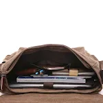 Bolsa transversal de lona masculina, durável e estilosa. Perfeita para o uso diário, oferece praticidade e segurança para seus pertences. Leve tudo com você. — foto 7