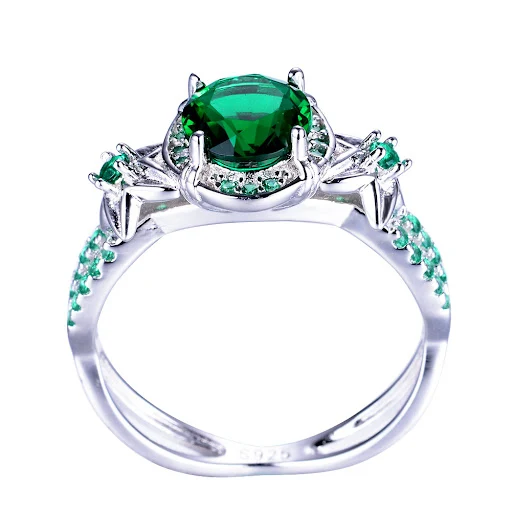 Title 8, Anel de prata esterlina com diamante azul quadr...