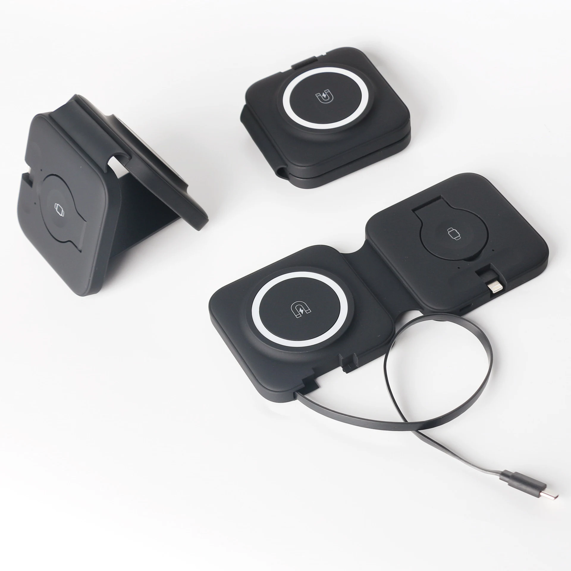 Title 7, 15W Folding MagSafe Magnetic Wireless Charger w...