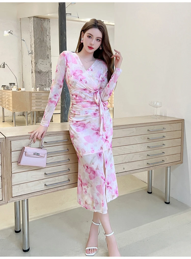 Title 6, Long Sleeve Waist Slimming V Temperament Long D...