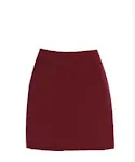 Falda deportiva para mujer diseñada para ofrecer comodidad y rendimiento, ideal para correr, entrenar y cualquier actividad física. — foto 2