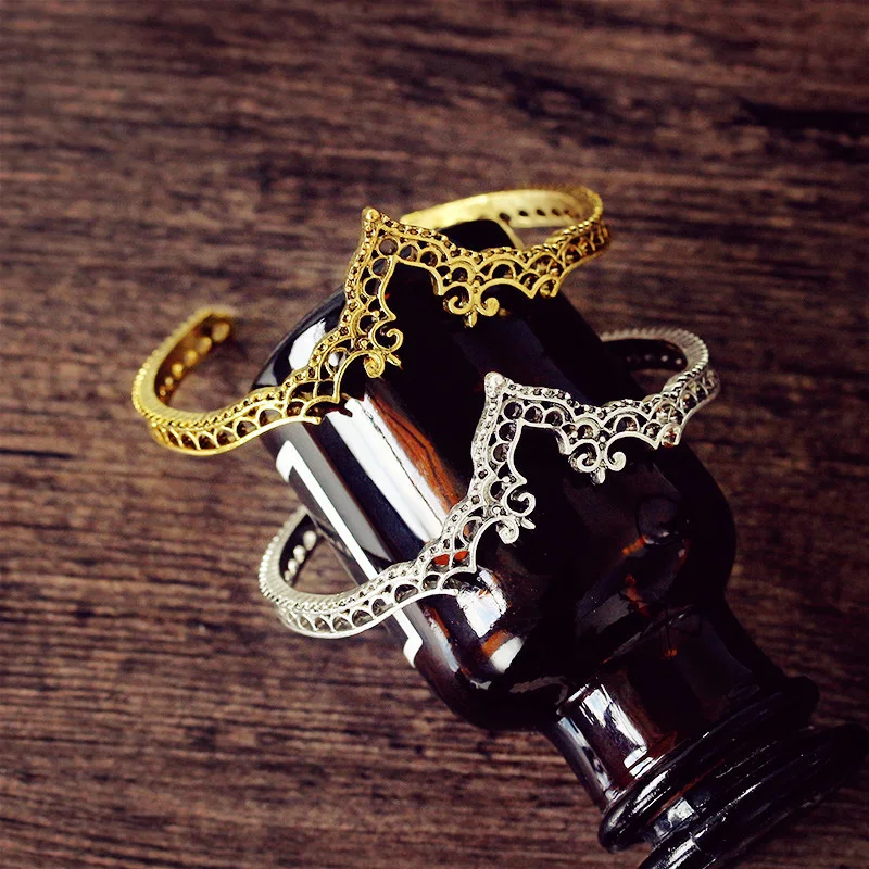 Pulseira de renda do padrão de abertura vintage — foto 1
