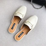 Chinelos femininos estilosos para um toque de elegância. Conforto, design moderno e qualidade superior para seus pés. Desfrute do conforto! — foto 8