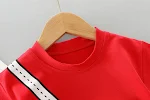 Kinder Zomerkleding Sportief Koreaans Stijl Ademend en Comfortabel Perfect voor Buiten Spelen Lichtgewicht Ideaal voor Warme Dagen Zomerse Outfits voor Kinderen — foto 5