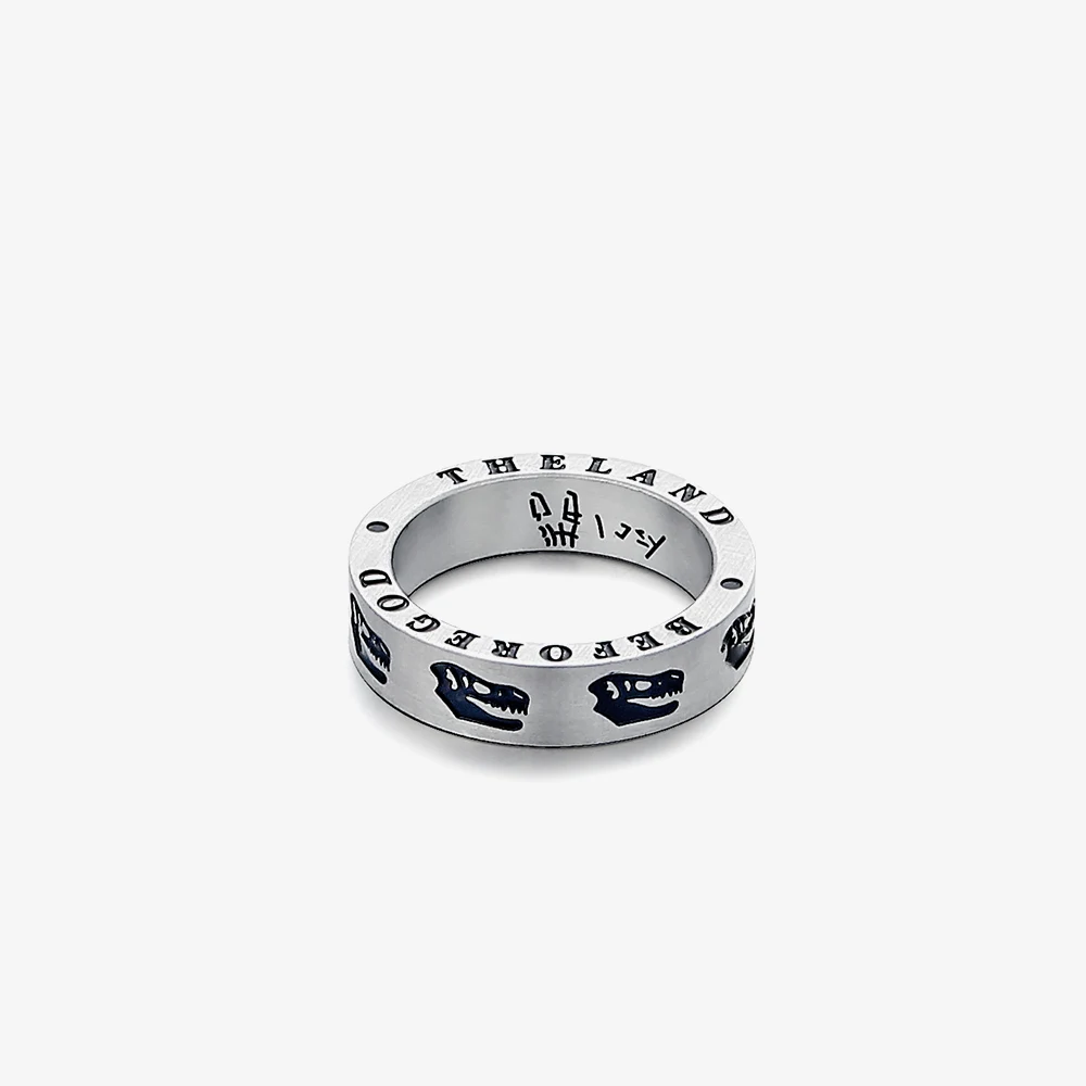 Anel de Hip Hop Retro Estilo Hong Kong, Joia Vintage para Homens e Mulheres, Design Moderno e Autêntico, Ideal para Looks Urbanos e Descolados. — foto 4