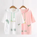 Camiseta con capucha para mujer, ideal para comodidad y estilo casual. Suave tejido, perfecta para diario o actividades al aire libre. — foto 3