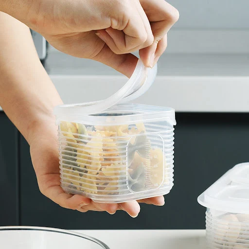 Title 4, Refrigerator Fruit and Vegetable Storage Box wi...