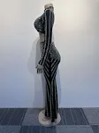 Conjunto Feminino Justo com Saia Rabo de Peixe com Strass, Manga Longa e Elasticidade para um Visual Sofisticado. — foto 42