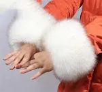 Brown tip on white