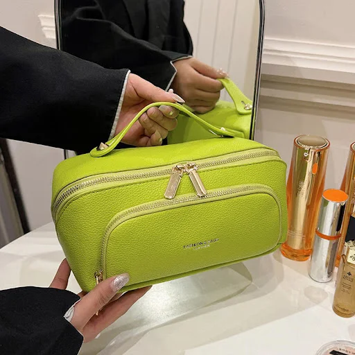 Title 9, Grande trousse per cosmetici portatile, imperme...