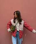 Casaco acolchoado de algodão com pequenas flores e cores contrastantes para outono e inverno, confortável e estiloso, perfeito para o frio. — foto 3