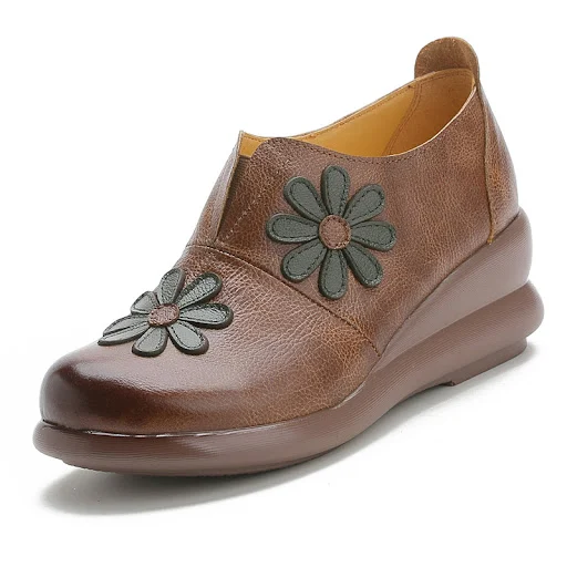 Title 2, Ethnisch inspirierte Damen-Slipper aus Leder, t...