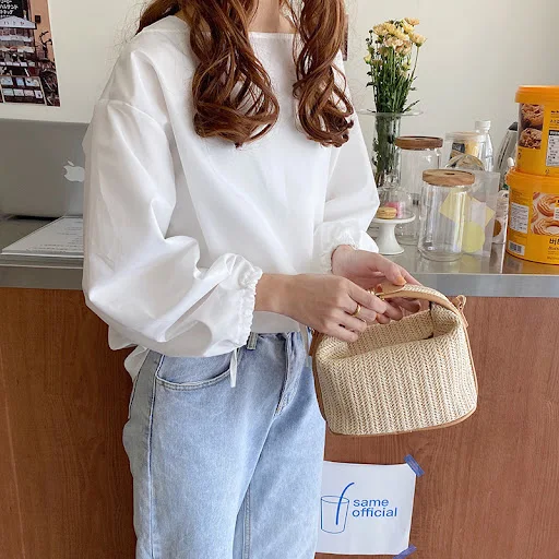 Title 5, Straw woven small bag, a casual and portable ba...