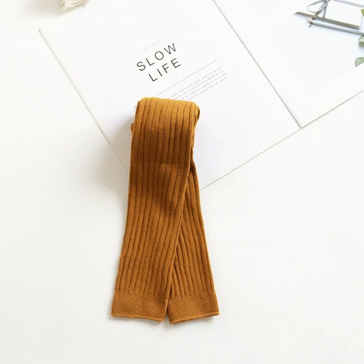 Title 10, Baby leggings met dubbele naald en snoepkleuren...