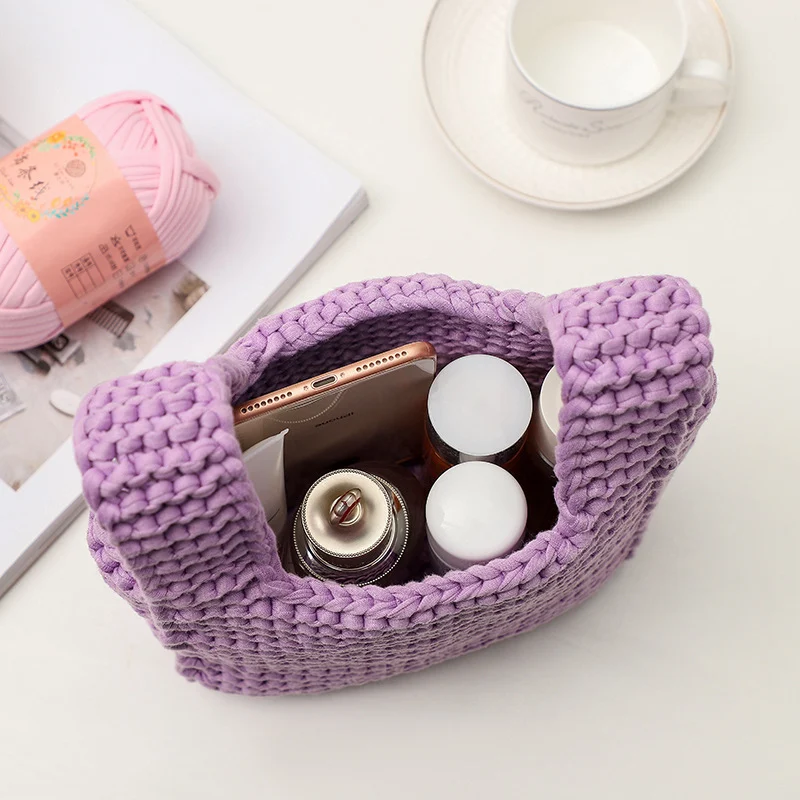 Filato di tessuto fatto a mano per borse tessute fai da te. Materiale per borse DIY, crea la tua borsa unica e personalizzata con facilità. — foto 2